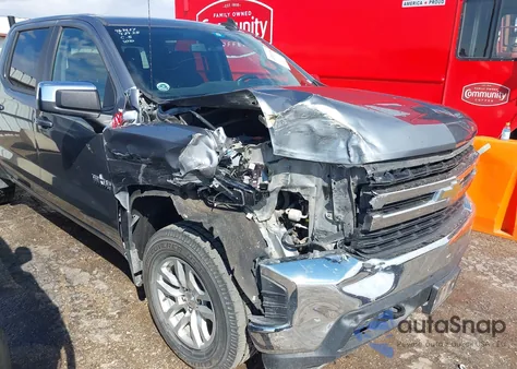 2019 Chevrolet Silverado 1500 Lt z USA, uszkodzony, nr VIN 3GCUYDED0KG150685